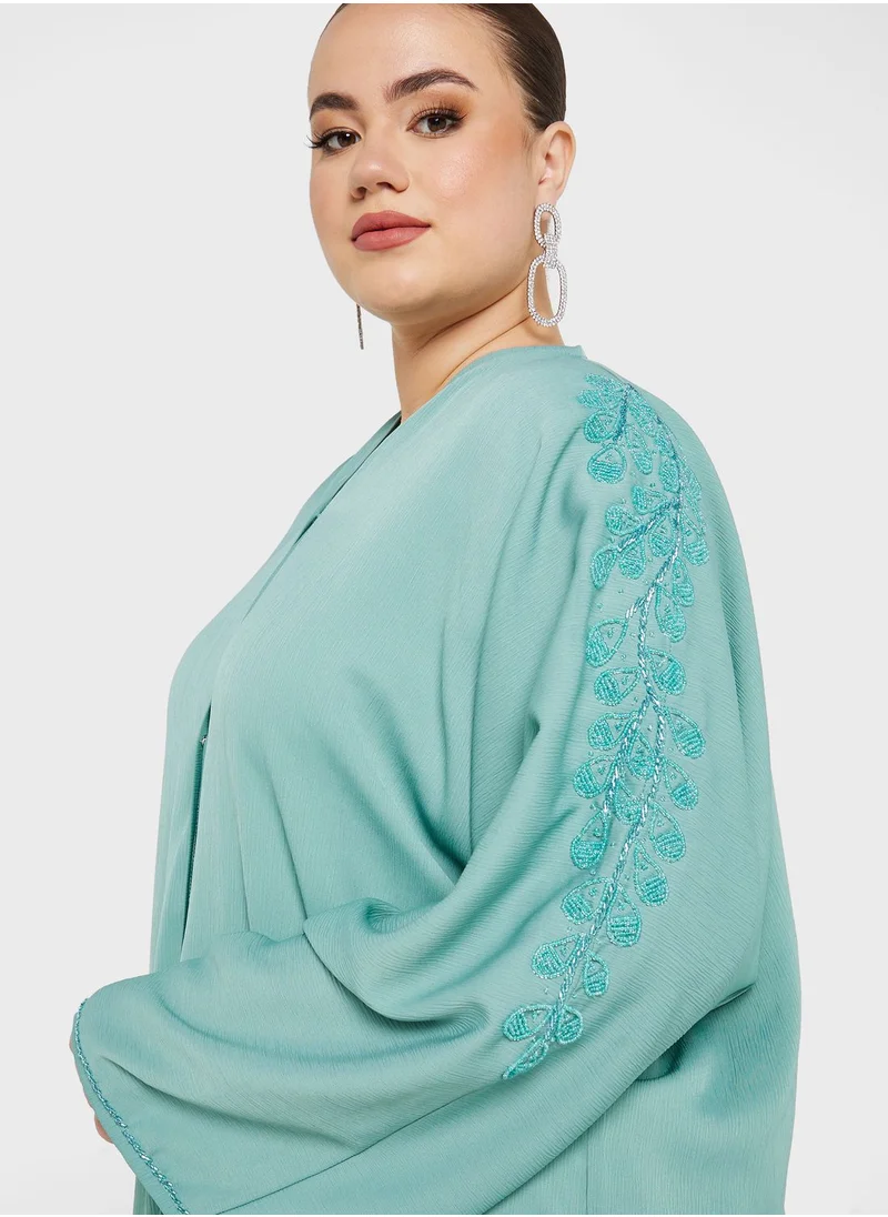 Hayas Closet Curve V-Neck Embellished Abaya