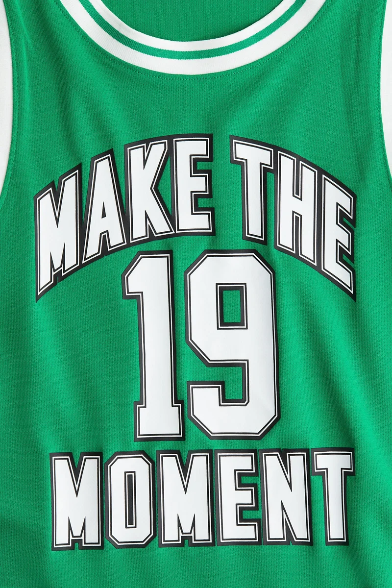 اتش اند ام بلوزة بدون أكمام من نسيج شبكي