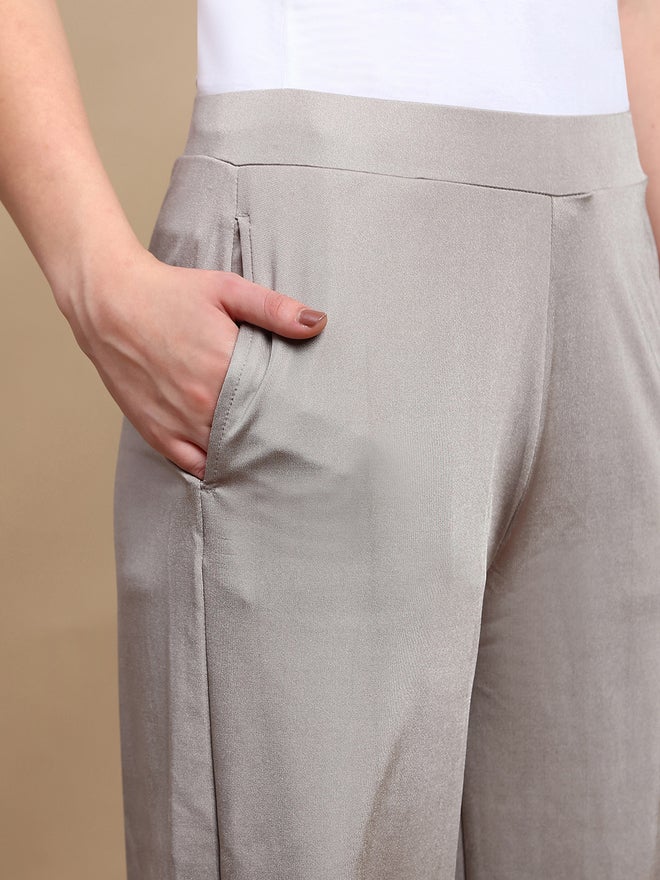 De Moza Grey Solid Crop Length Pants - Image 5