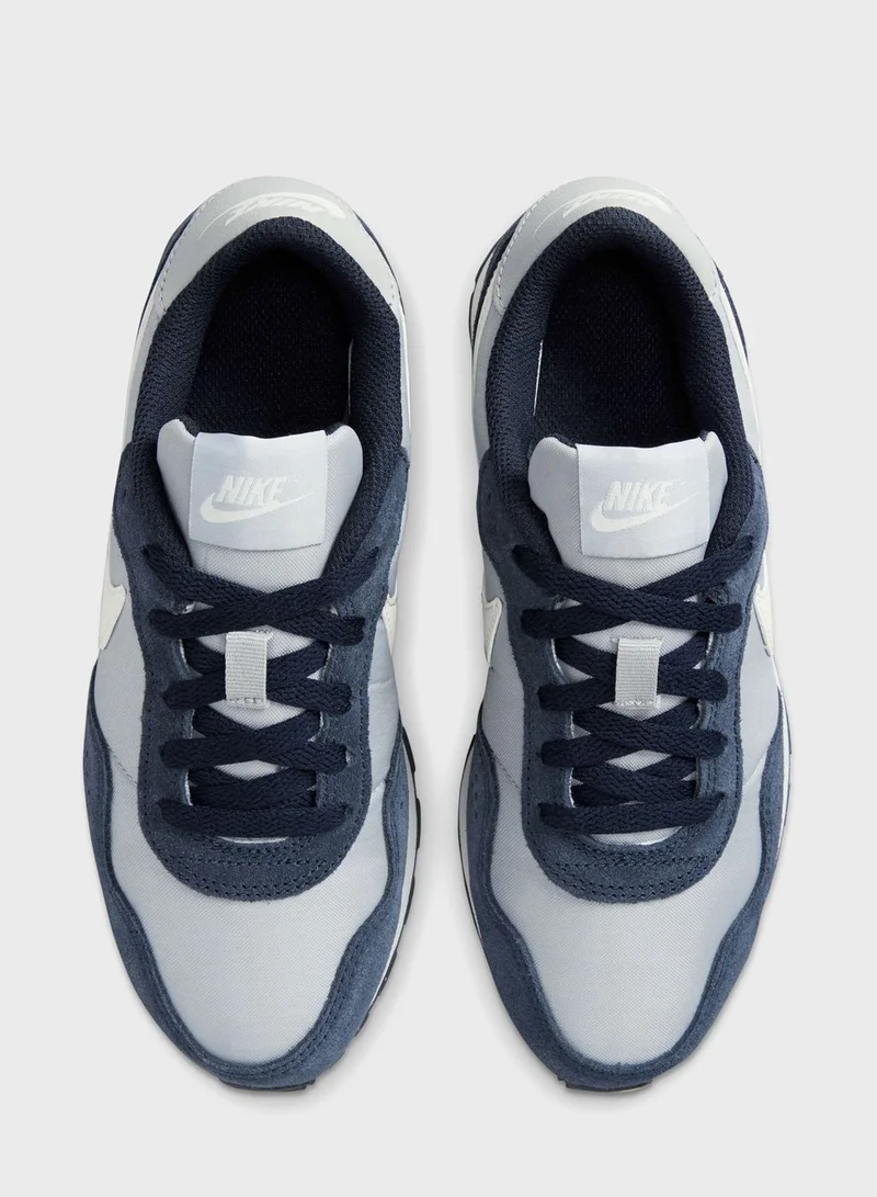 Nike Md Valiant Bg