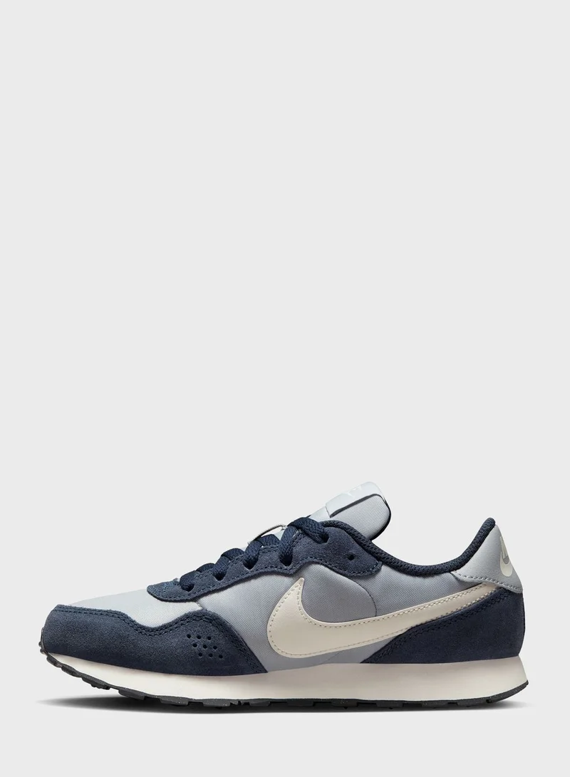 Nike Md Valiant Bg