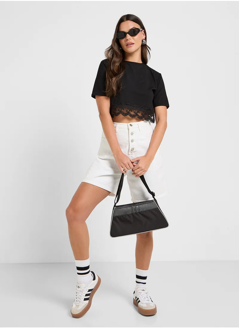 Ginger Basics Boxy Crop T-Shirt With Lace Detailing