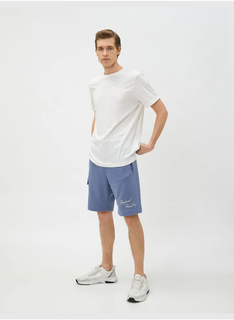 كوتون Cargo Shorts Pocket Detailed Drawstring Slogan Printed Slim Fit