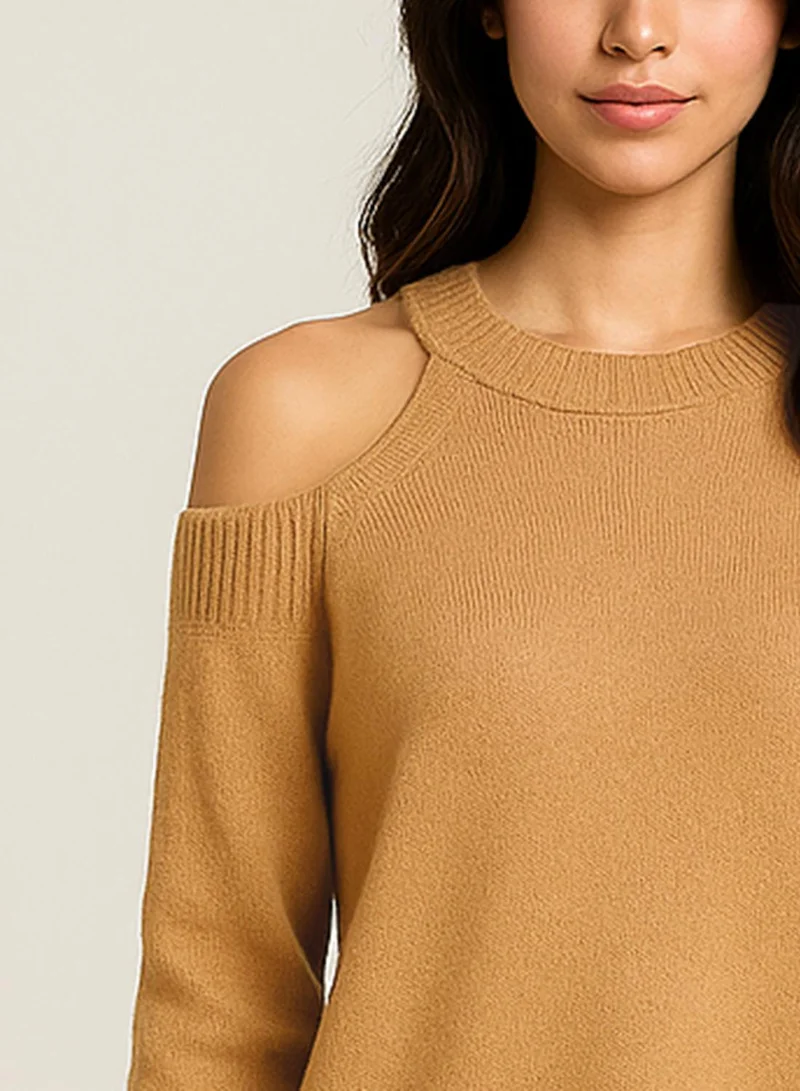 ايلا بلس Cold Shoulder Sweater