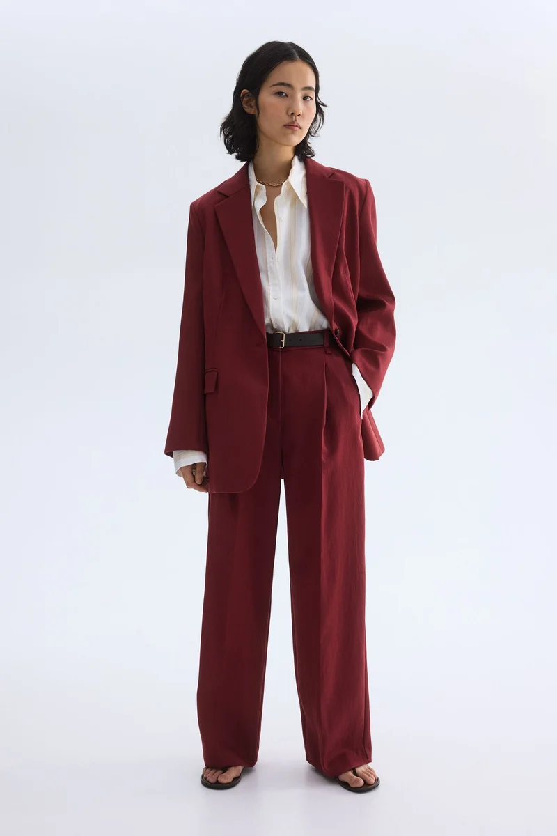 اتش اند ام بليزر بصف مفرد من الأزرار