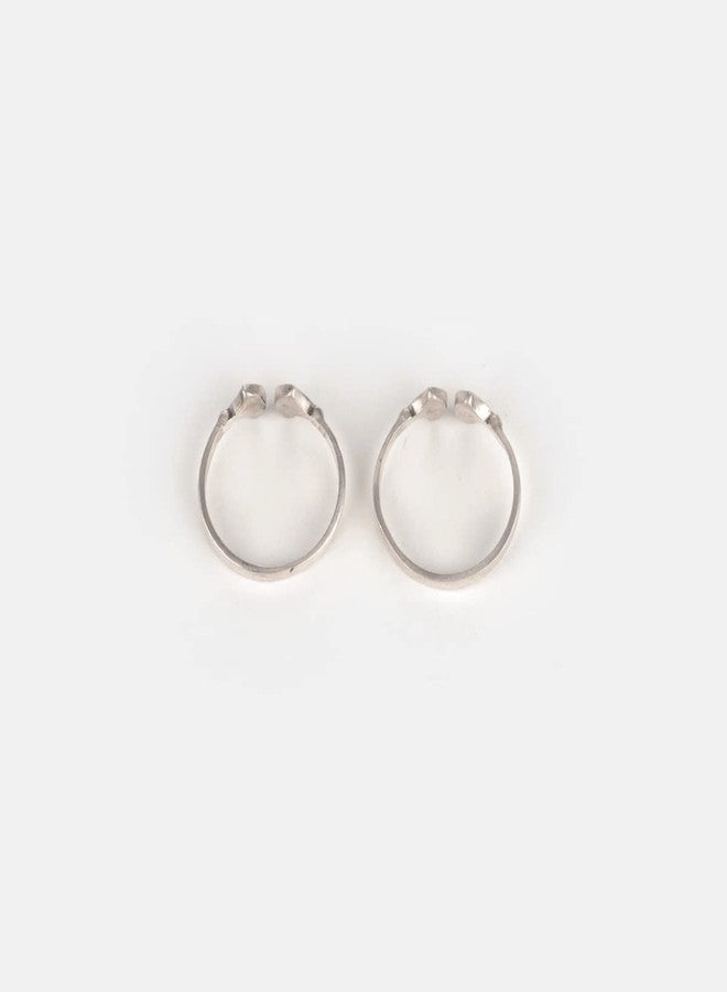 Shaya by CaratLane 925 Silver Oxidised Owning My Loud Laugh Toe Rings Gifts for Womens & Girls - Image 4
