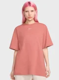 نايكي وردي