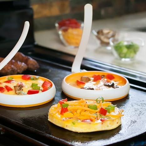 Divik Divik Anti-scalding Omelet Ring Maker Non-Stick Coating Round Egg Ring Maker Kitchen Cooking Tool (1Set of 2Pcs)  - Image 3