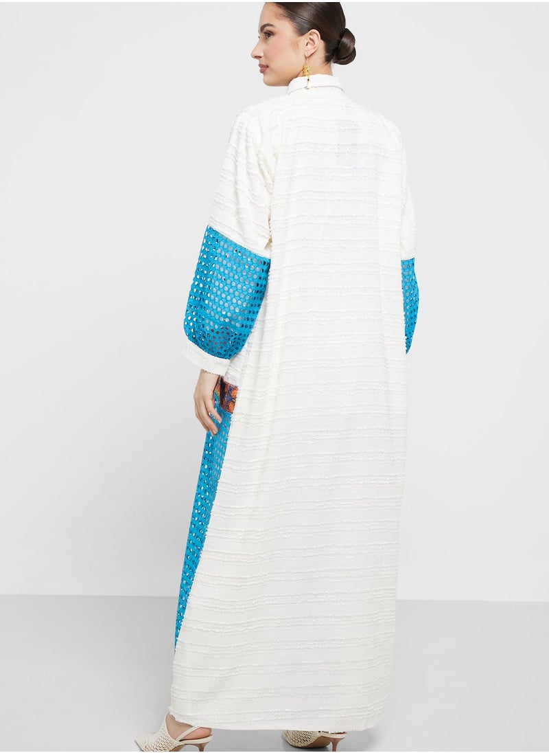 Khizana - Colorblock Print Abaya With Sheila - Image 1