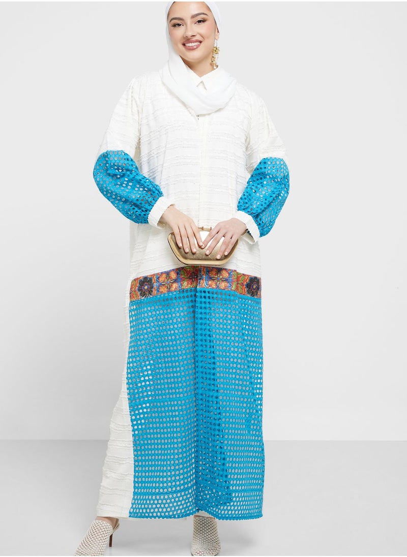 Khizana - Colorblock Print Abaya With Sheila - Image 1