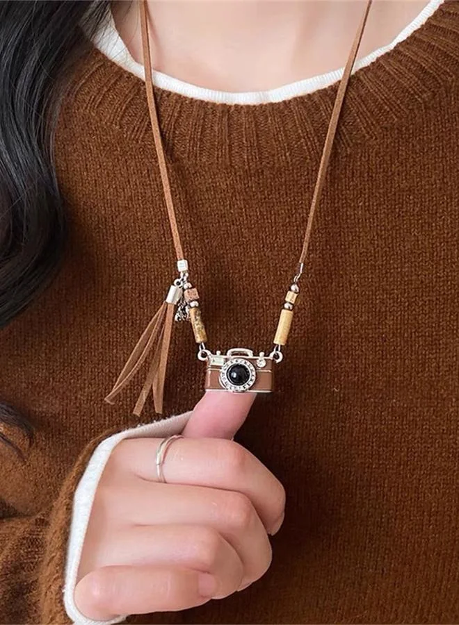 تايك تو Brown Camera Pendant Necklace