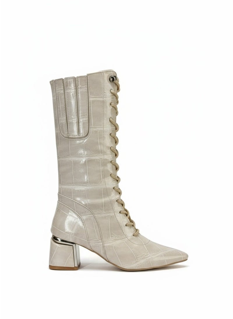 لايف ستيلاش  بوت طويل بكعب متوسط من الجلد برباط وسوسته LB-45 - بيج - Image 3