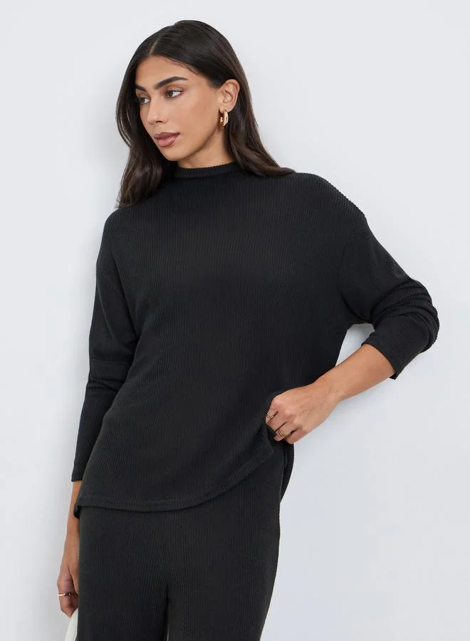 Styli Styli Black Ribbed Dropped Shoulder Knit Top with Slit