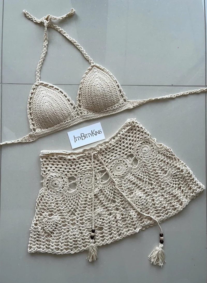 ايتي  بيتي كينيس The Crochet Set Nude