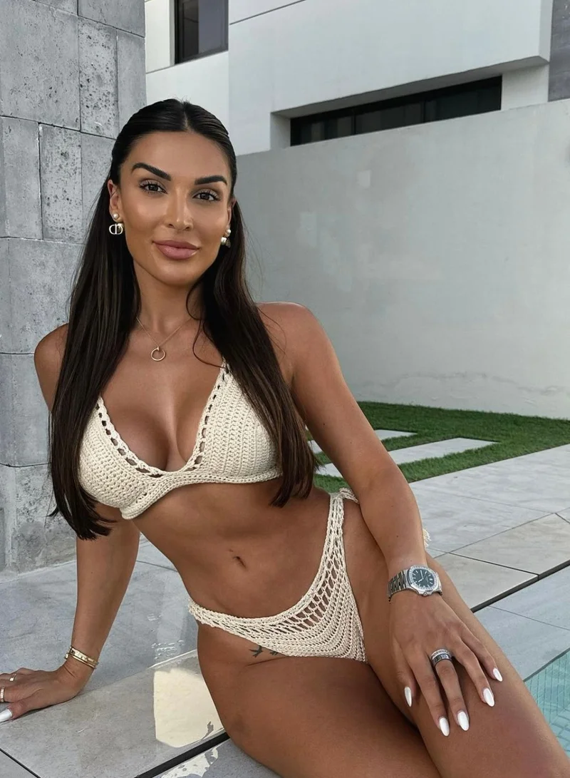 Itty Bitty Kinis The Crochet Set Nude
