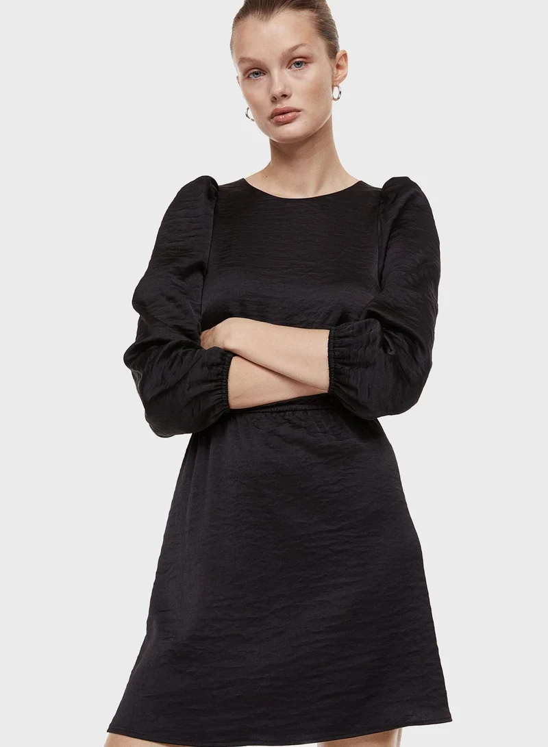 H&M Sleeve A-Line Dress