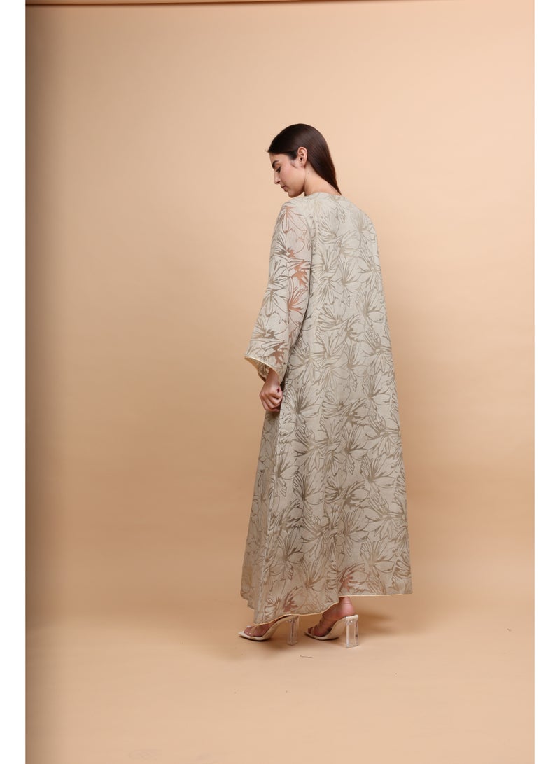 اكسا جلابية أنيقة بتطريز زهري وترتر لون بيج - Image 5