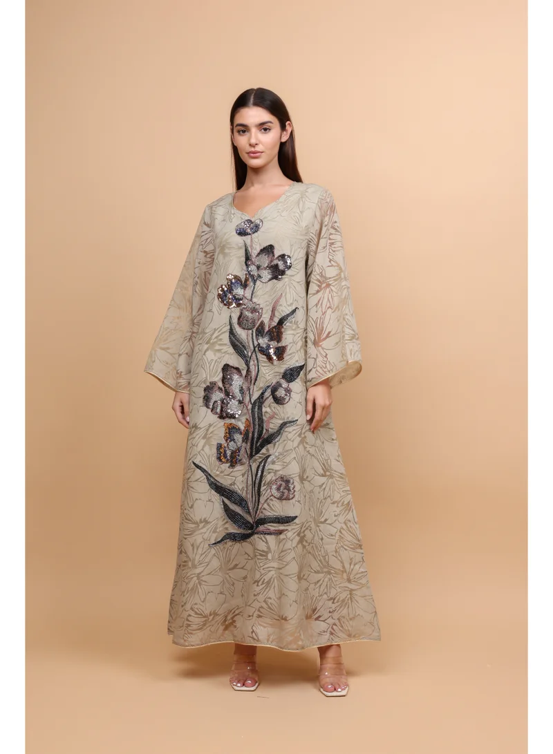 اكسا جلابية أنيقة بتطريز زهري وترتر لون بيج