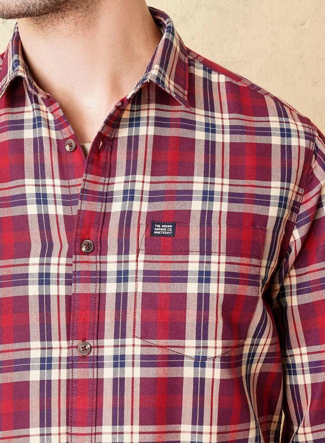 The Indian Garage Co Men Slim Fit Checkered Full Sleeves Spread Collar Casual Shirt