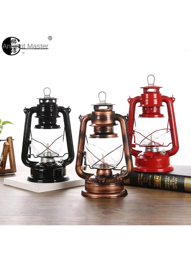 Bluejw European Antique Old-fashioned Oil Lamp Bronze Handle Kerosene Lamp Old Horse Lantern Iron Shooting Props Wholesale - Image 2