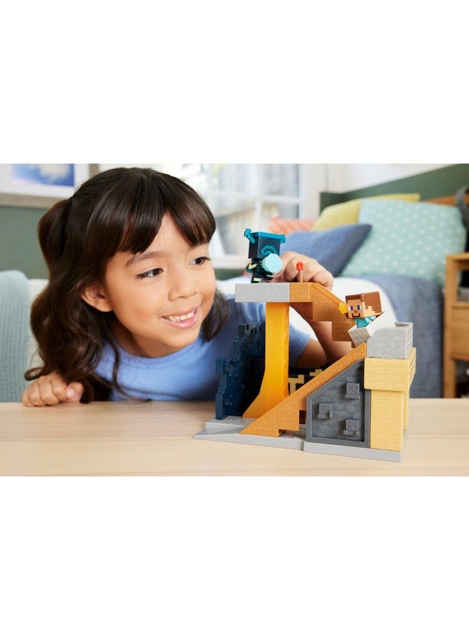 MINECRAFT Mattel Minecraft Mini Mode Playset, Rise of the Warden Set with 2 Minis including Steve & Warden Figures & DLC Code - Image 2