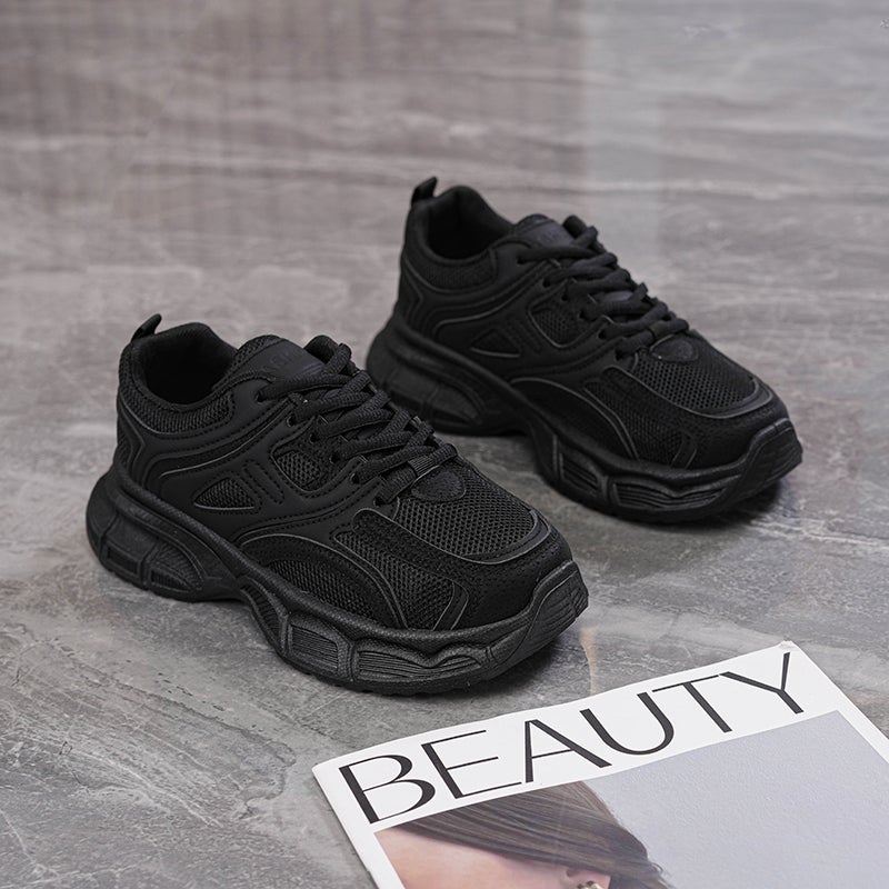 Kitchen Shoes For Women, Soft Sole, Breathable, Kitchen Chef Work Shoes For Working Feet - Image 1