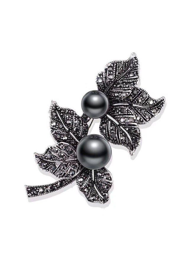Mark Fairwhale Vintage Fhinestone Black Pearl Alloy Brooch