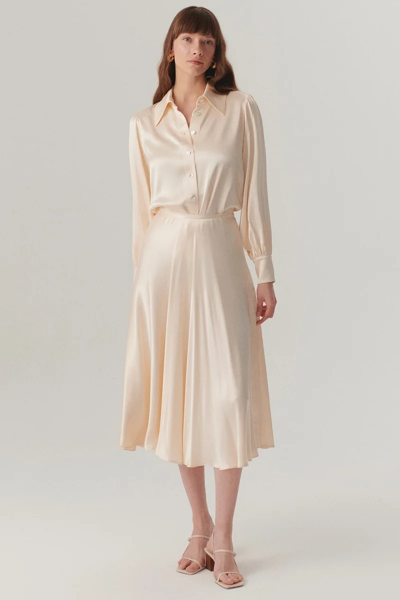 EXQUISE Shiny Fabric Satin Flared Midi Skirt