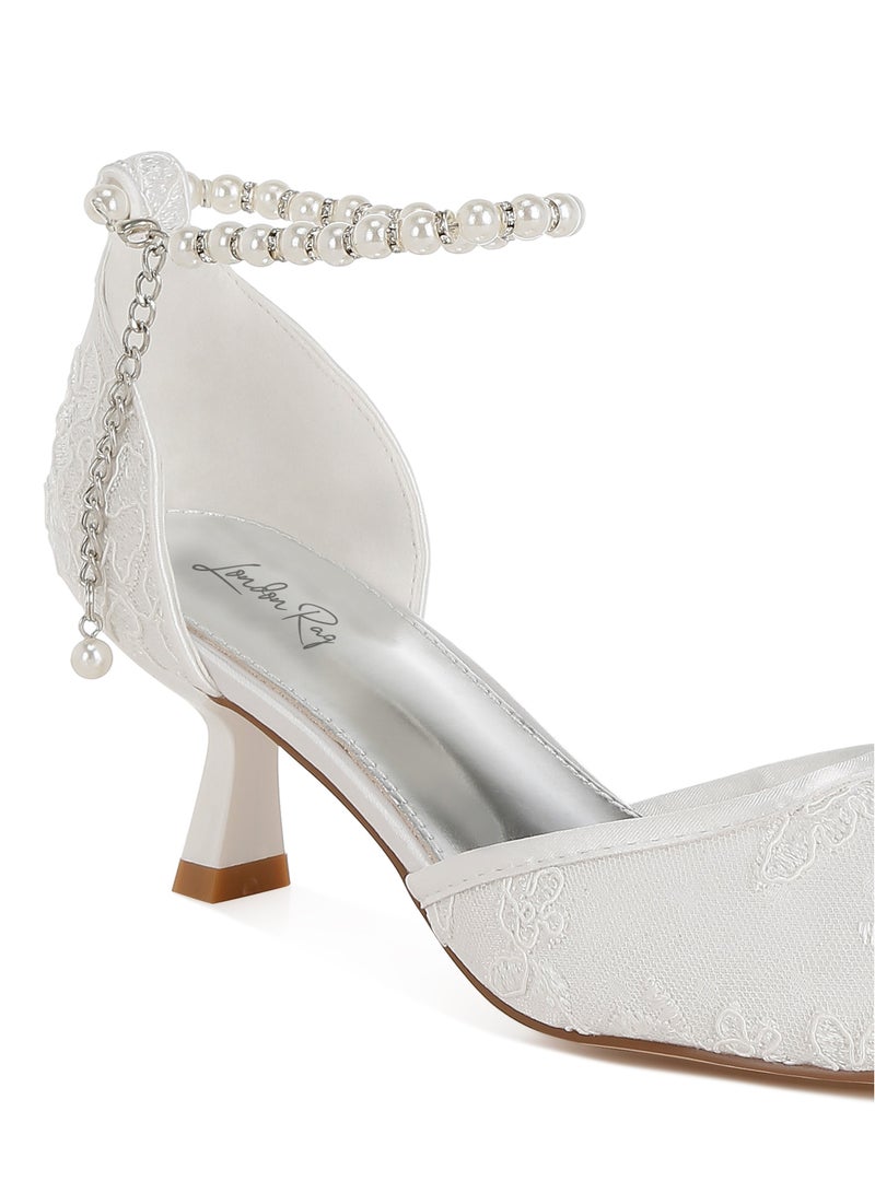 London Rag Lace Kitten Heel Sandals in White  - Image 5
