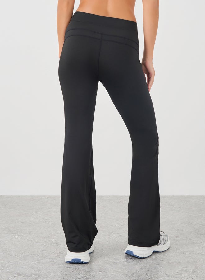 ستايلي اكتيف ليجنز بقصة واسعة بتفاصيل خياطة وتأثير نحت الجسم - Image 4