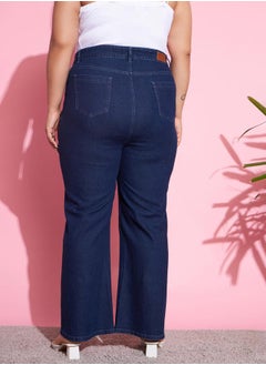 SASSAFRAS Plus Highrise Bell Bottom Jeans by Styli  - Image 4