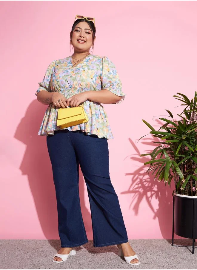 ساسافراس Plus Highrise Bell Bottom Jeans by Styli