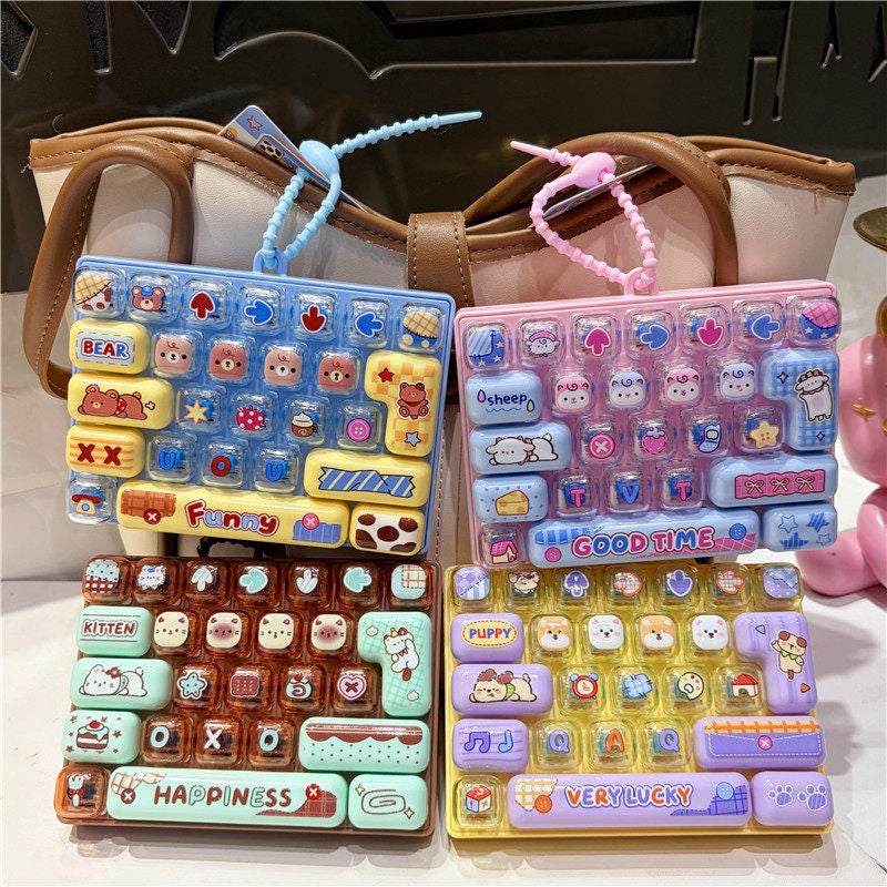 Creative Healing Transparent Two-tone 26-grid Stress Relief Keyboard Keychain Pendant - Image 4