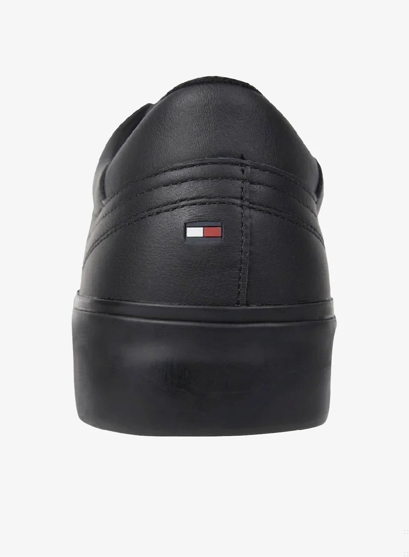 TOMMY HILFIGER Modern Low Top Sneakers
