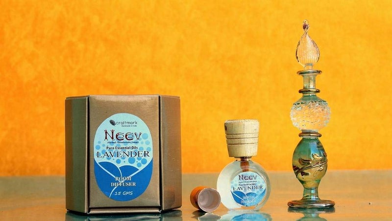 Neev Lavender Oil Room Diffuser A Refreshing Note to a Tired Mind - 15gms - Image 4