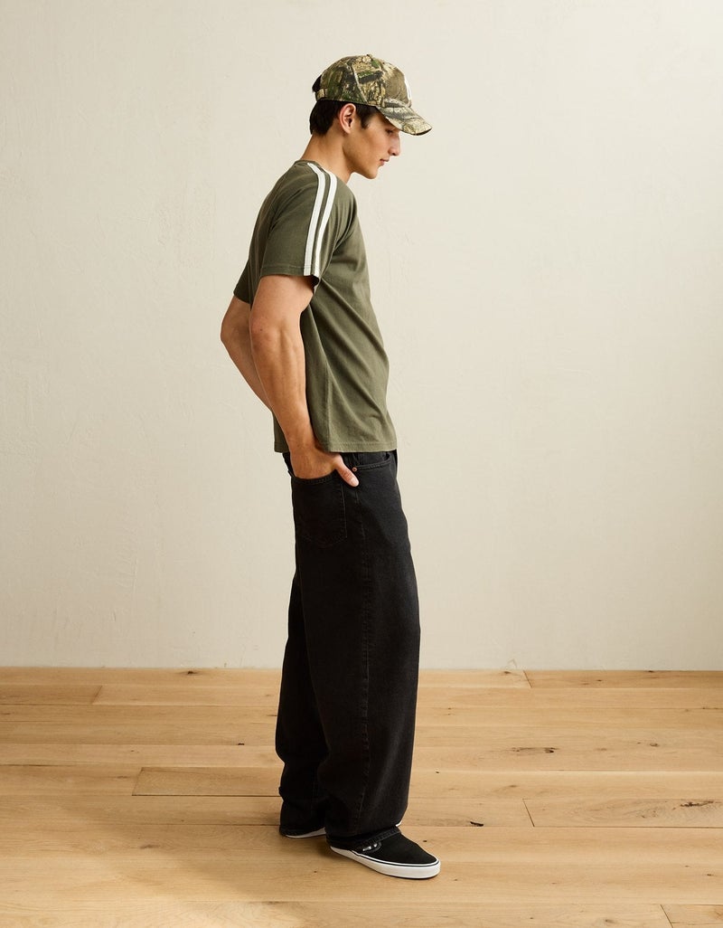 American Eagle AE Standard Fit Raglan T-Shirt - Image 3
