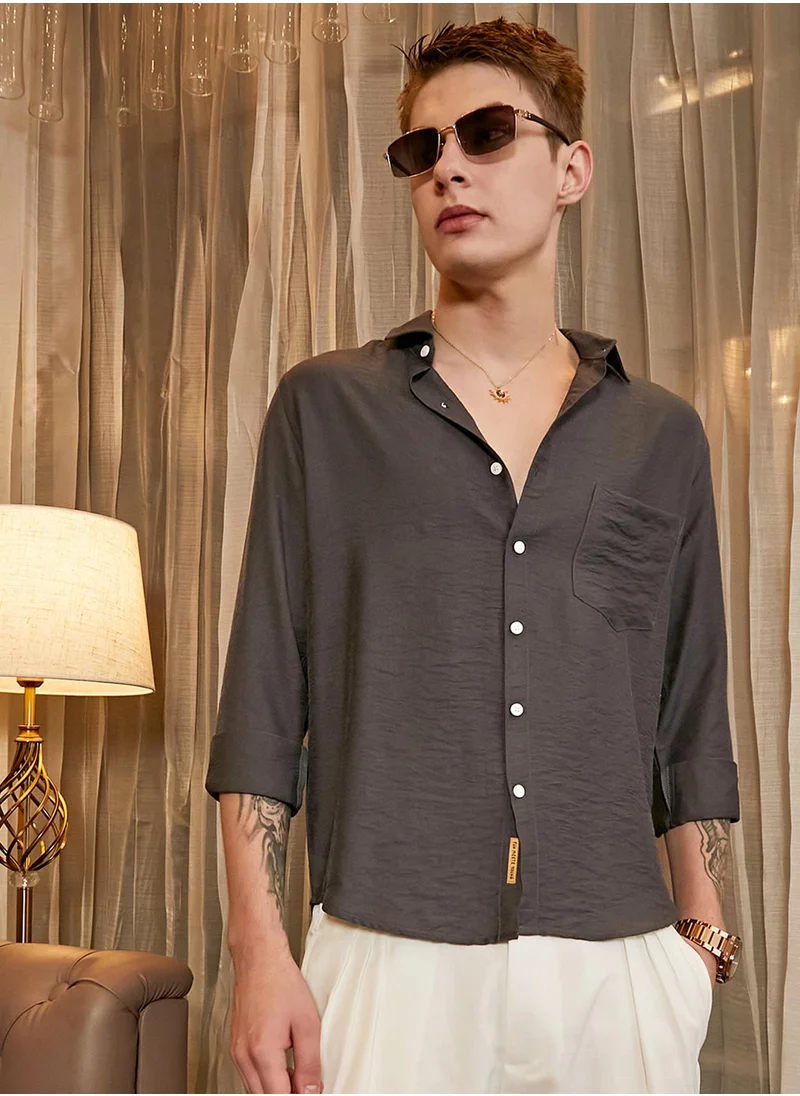 كامبوس سوترا Men's Charcoal Grey Breezy Wrinked Relaxed Shirt