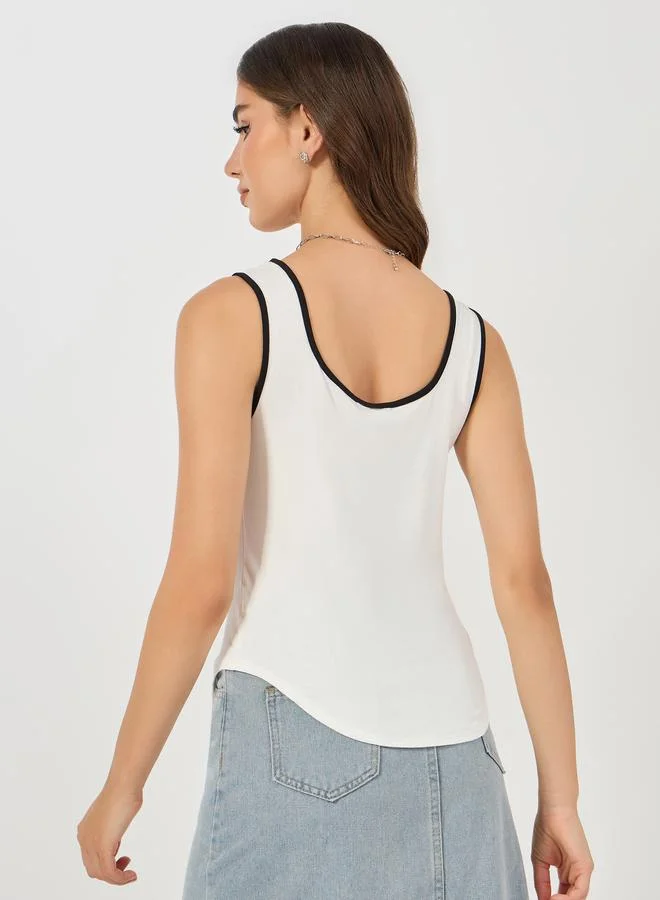 Styli Embroidered Contrast Binding Square Neck Regular Tank