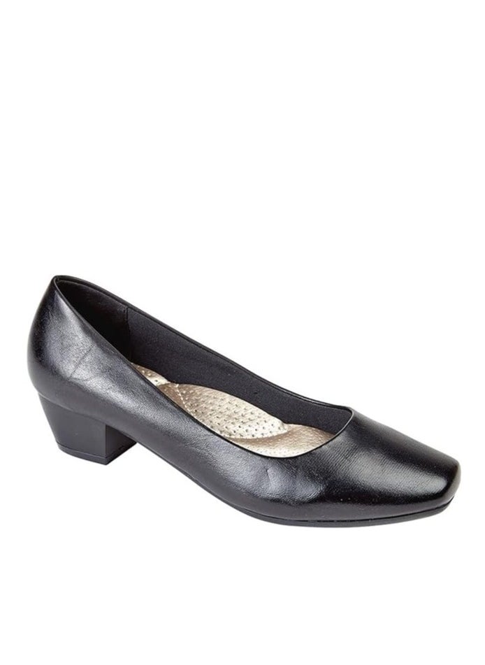 BOULEVARD Boulevard L402A Womens Low Heel Plain Court Shoes Size 5  - Image 1
