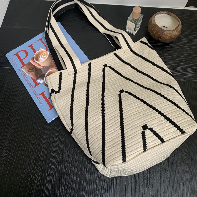 Large-Capacity Korean Version Versatile Shoulder Bag Women'S Handbag Knitted Bag Shopping Bag Mom Walking Baby Fashion Mommy Bag Trendy - Image 3
