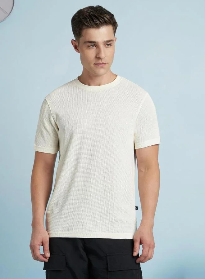 Dennis Lingo Dennis lingo Men Textured Regular Fit Cotton Blend T-Shirt