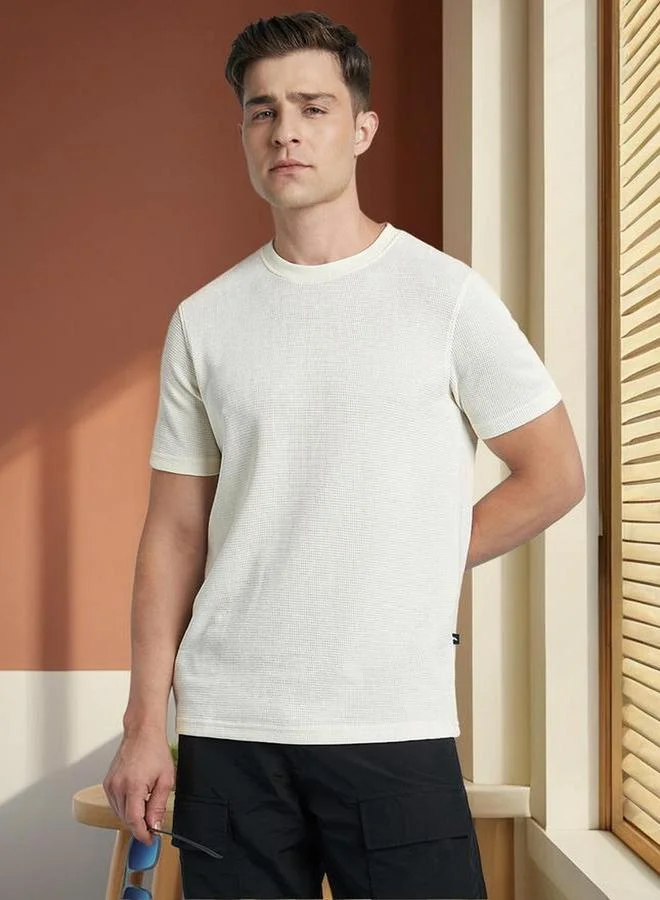 Dennis Lingo Dennis lingo Men Textured Regular Fit Cotton Blend T-Shirt