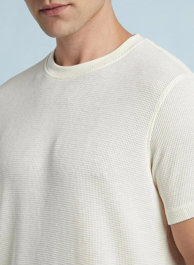Dennis Lingo Dennis lingo Men Textured Regular Fit Cotton Blend T-Shirt