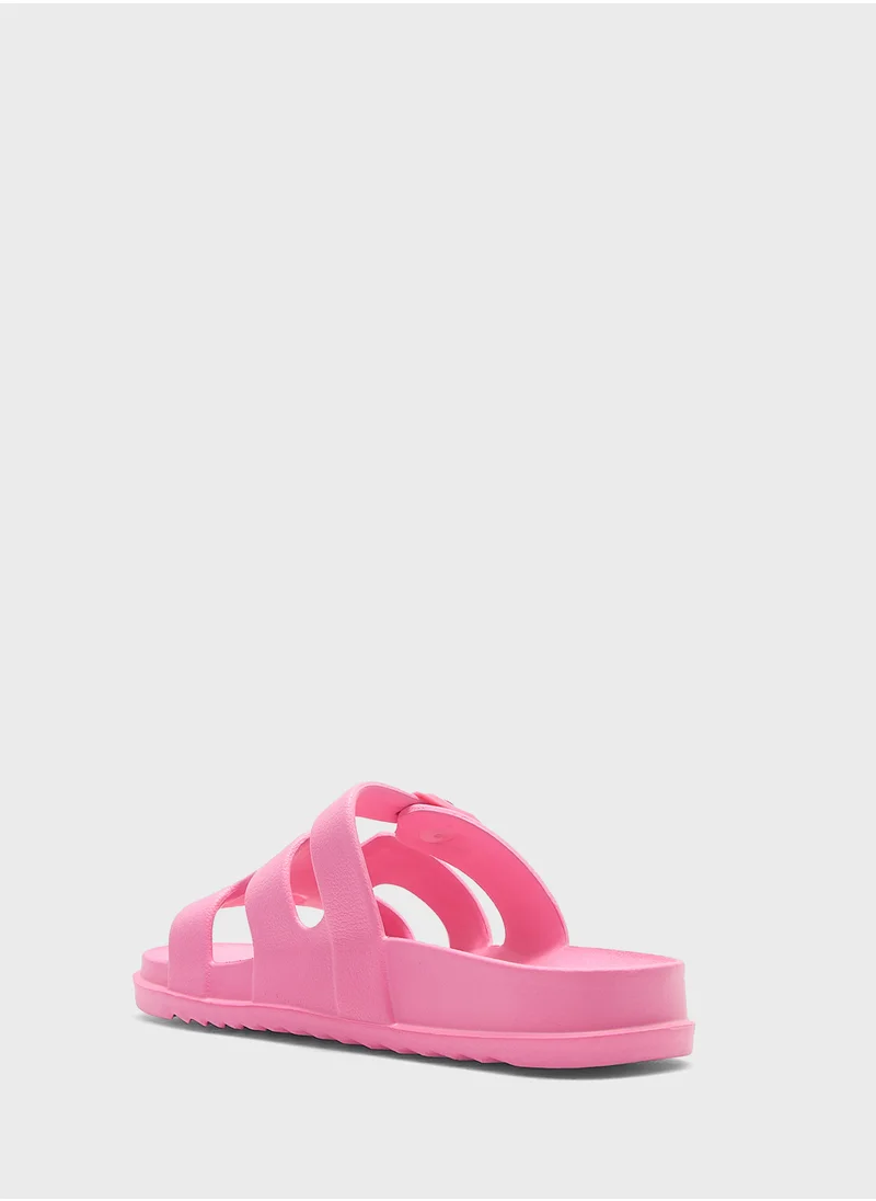 ستيف مادن Darliing Multi Strap Flat Sandals