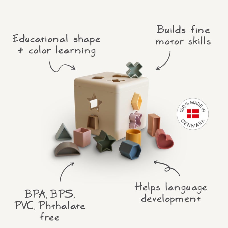 mushie Shape Sorting Box (Original) | Educational Learning Toy for Toddlers with 12 Shapes | Made in Denmark (10+ Months) - Image 3
