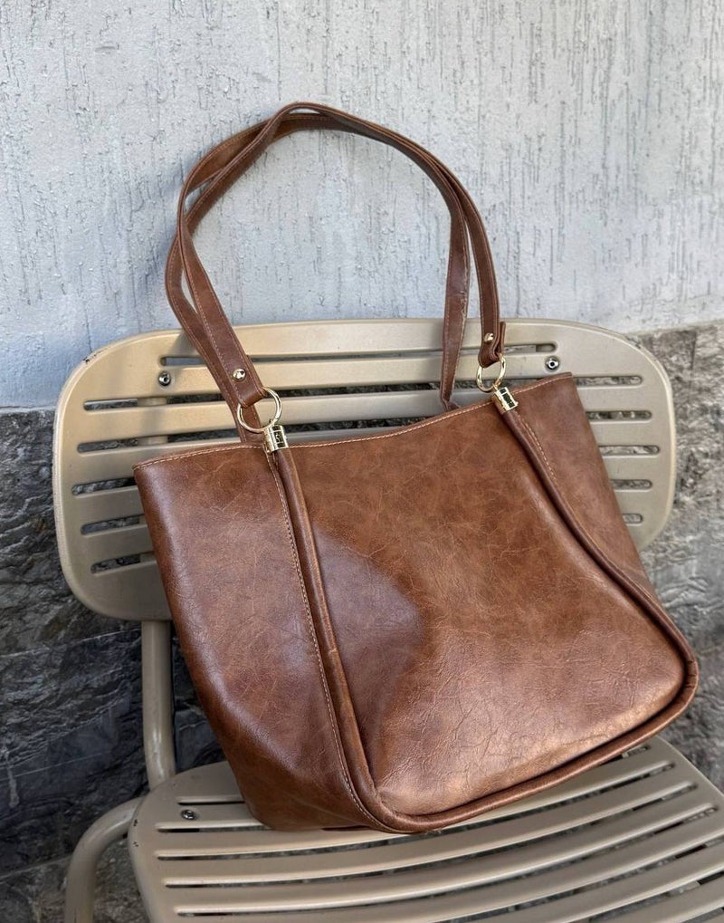 Classic Shoulder Bag with Elegant Gold Accents- havana - Image 1