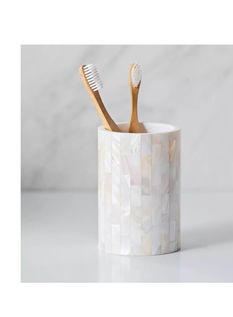 Mug features a marble-like design - Image 1