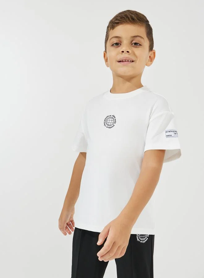 Styli Oversized Printed T-Shirt & Pintuck Detail Joggers Set