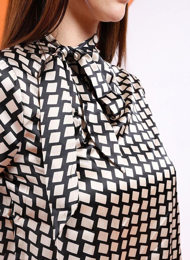 مرفوعة بلوزة بطبعة هندسية - Image 2