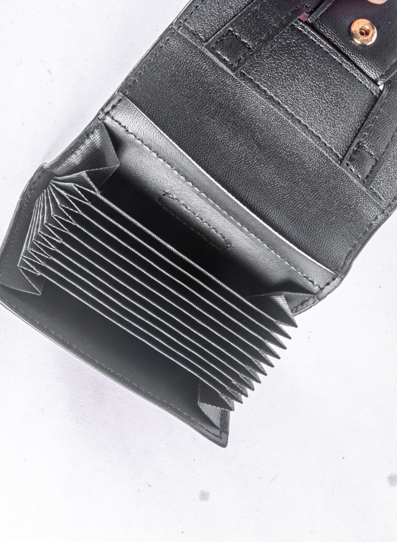 The Black Pearl Accessories Leather Card Holder with 11 Pockets Black - Image 2